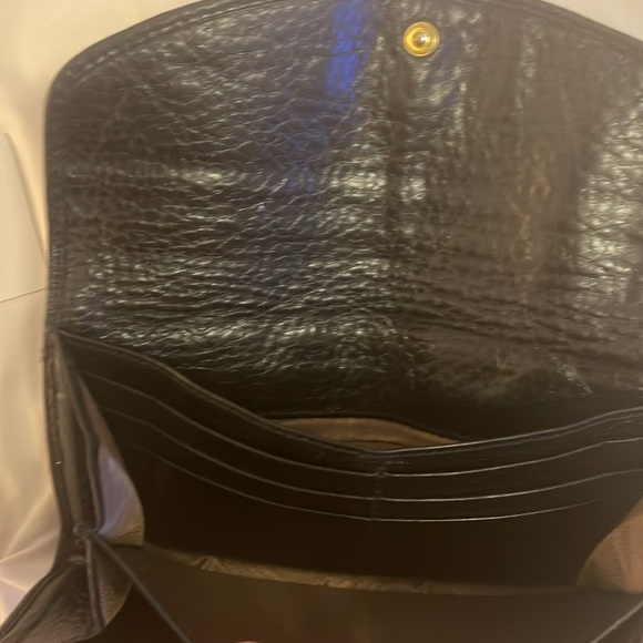 Authentic Chloe pebble bow leather wallet - Picture 5 of 13